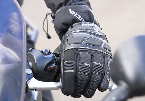Video: How to choose winter gloves featured image