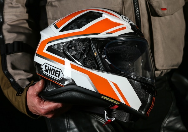 Shoei NXR helmet review featured image
