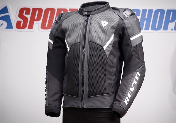 Video: Rev'it Mantis 2 H2O jacket review featured image